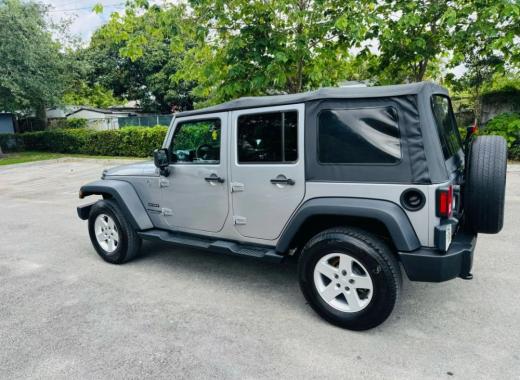 2018 JEEP WRANGLER UNLIMITED SPORT S (JK) SPORT UTILITY 4D