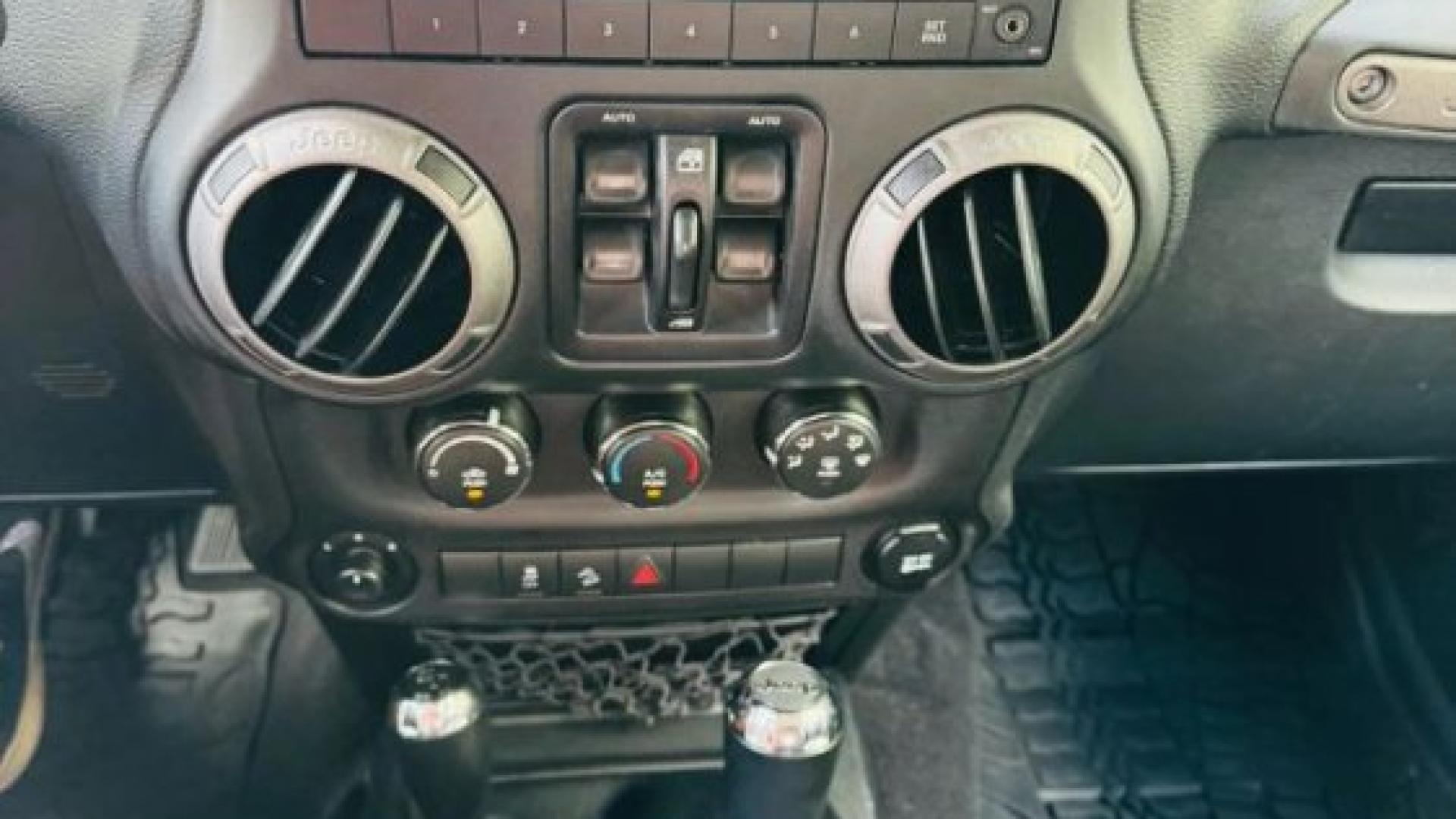 2018 JEEP WRANGLER UNLIMITED SPORT S (JK) SPORT UTILITY 4D