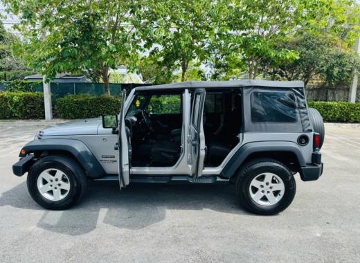2018 JEEP WRANGLER UNLIMITED SPORT S (JK) SPORT UTILITY 4D