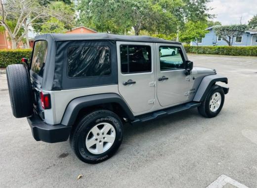 2018 JEEP WRANGLER UNLIMITED SPORT S (JK) SPORT UTILITY 4D