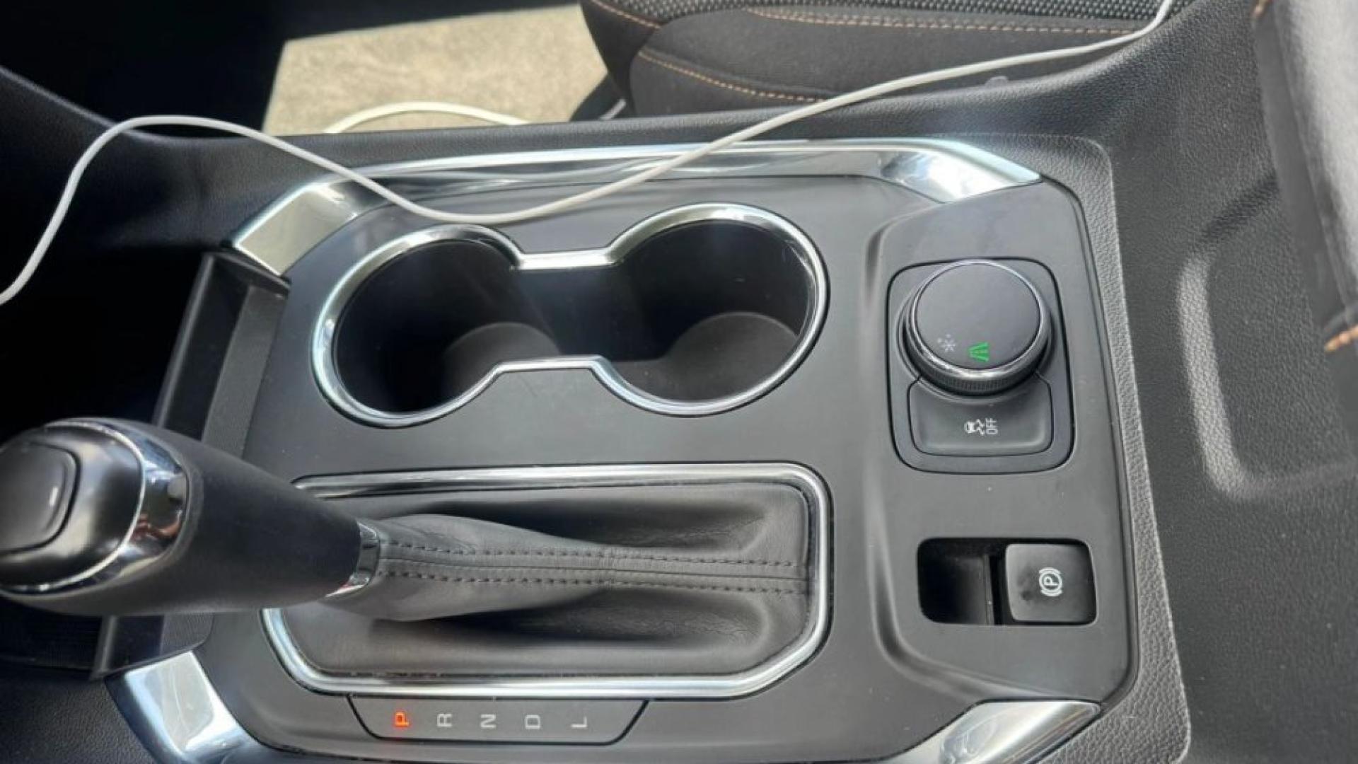 2020 CHEVROLET TRAVERSE LS SPORT UTILITY 4D