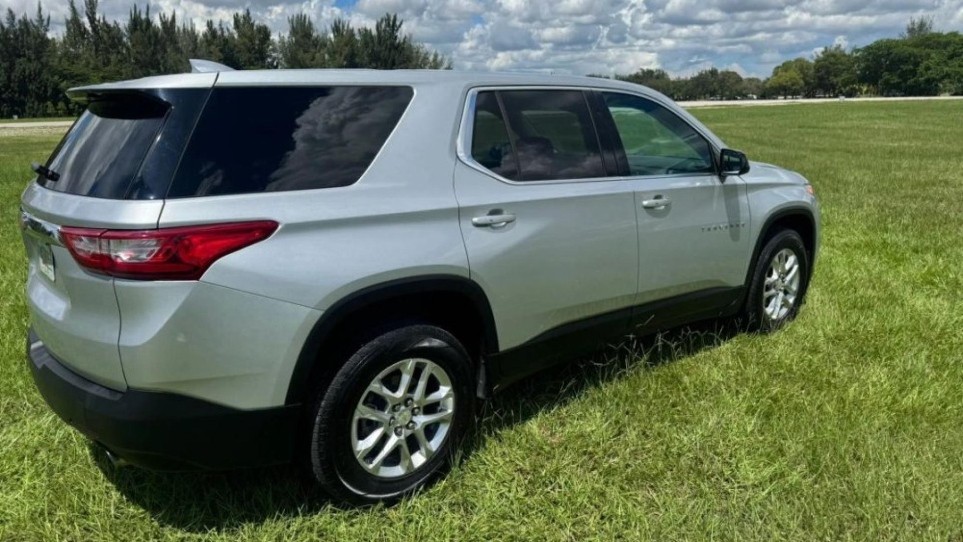 2020 CHEVROLET TRAVERSE LS SPORT UTILITY 4D