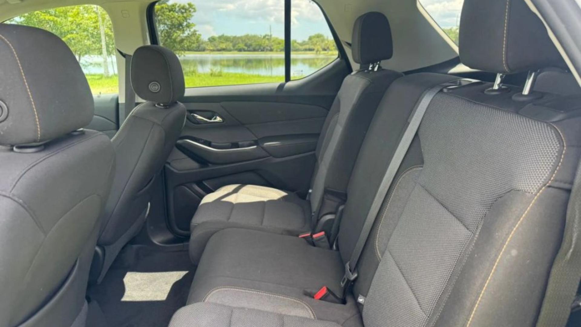 2020 CHEVROLET TRAVERSE LS SPORT UTILITY 4D