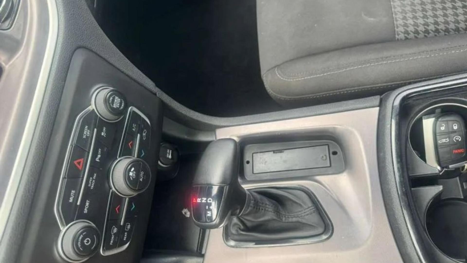 2022 DODGE CHARGER GT SEDAN 4D