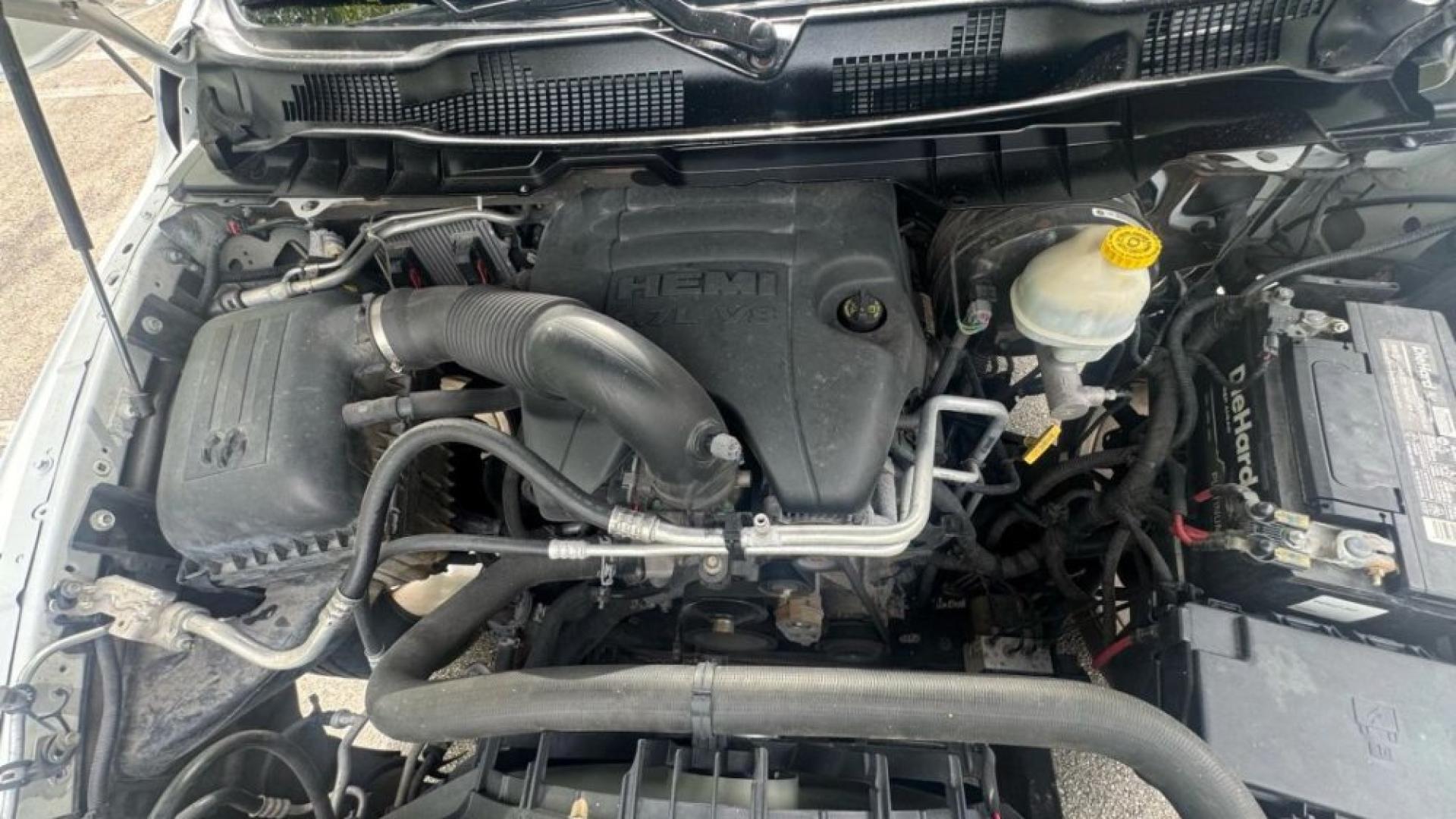 2015 RAM 1500 REGULAR CAB EXPRESS PICKUP 2D 6 1/3 FT