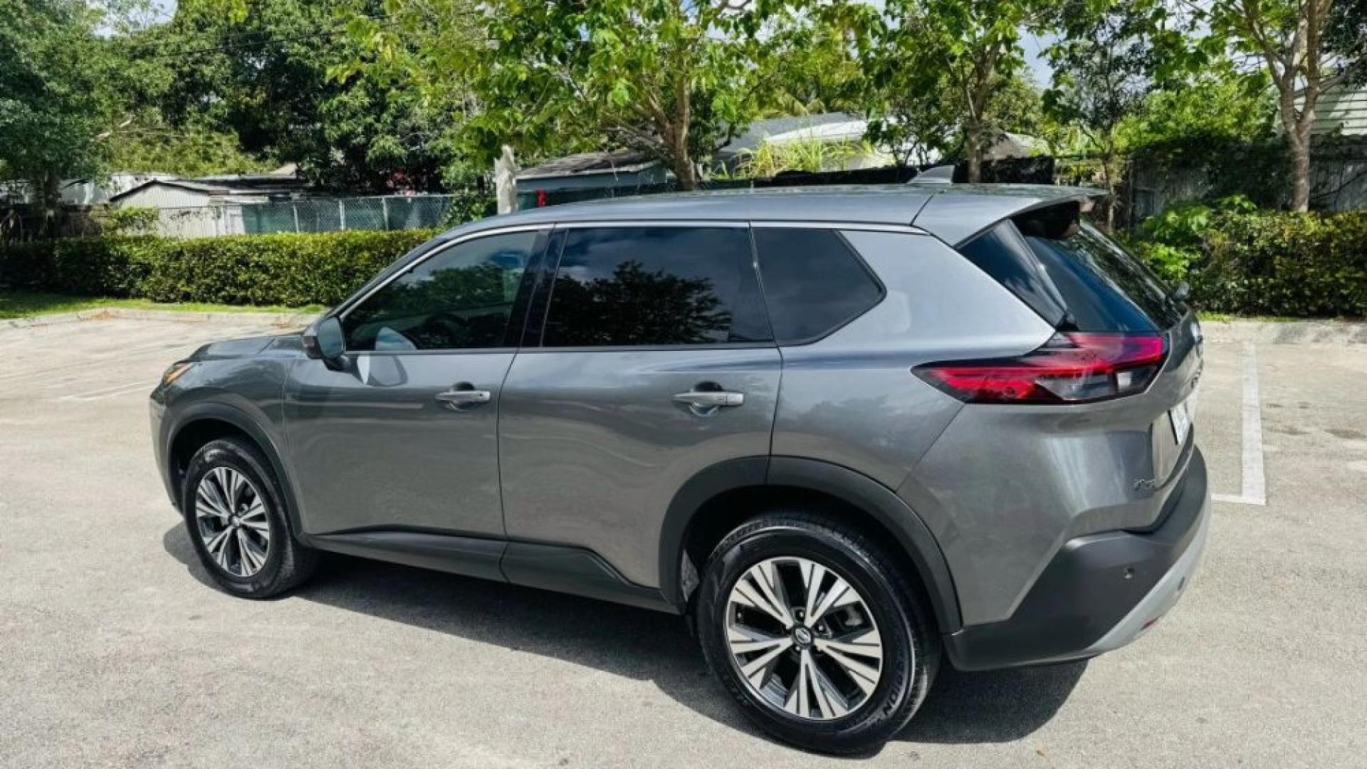 2021 NISSAN ROGUE SV SPORT UTILITY 4D