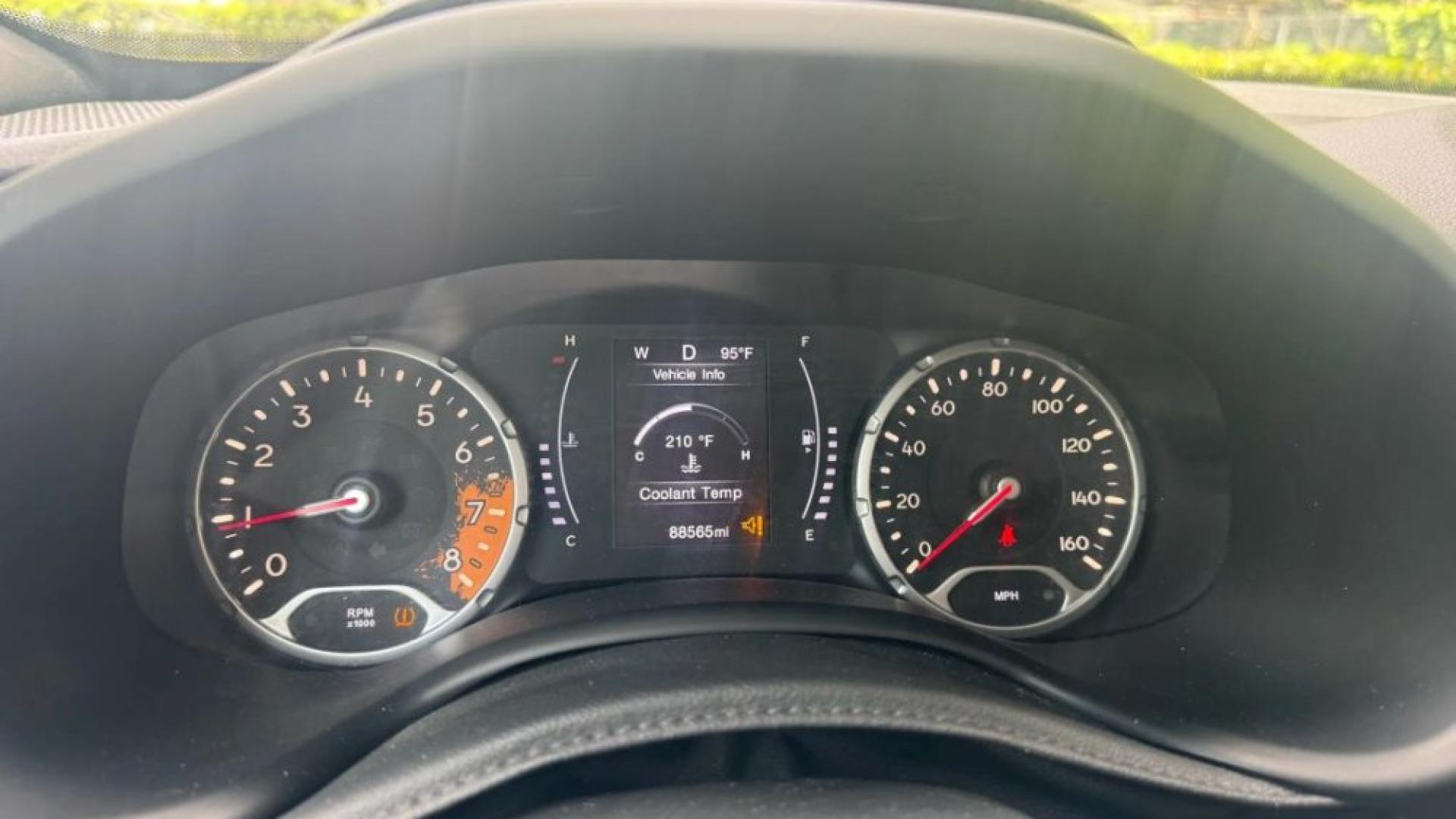 2018 JEEP RENEGADE LATITUDE SPORT UTILITY 4D